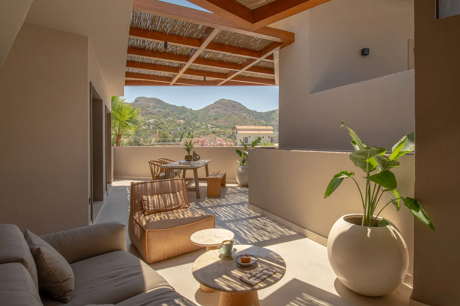 Oumu 2 Bedroom Terrace Suite