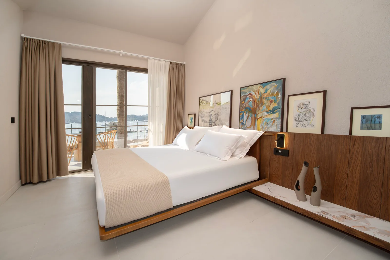 OUMU Family Suite — Oumu Beach House